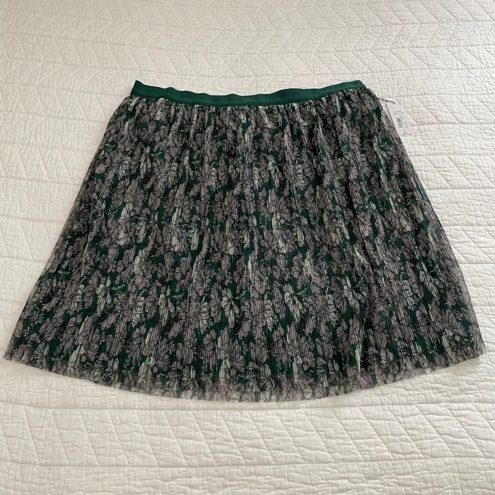 Liz Claiborne Medieval Green Floral Pleated Mesh Midi Skirt 2X NWT